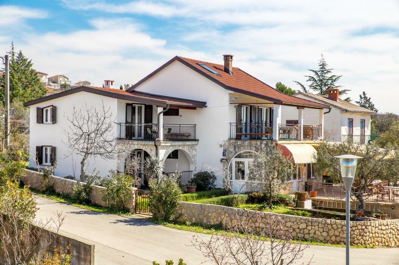 Pinezići Apartmani Strott מראה חיצוני תמונה